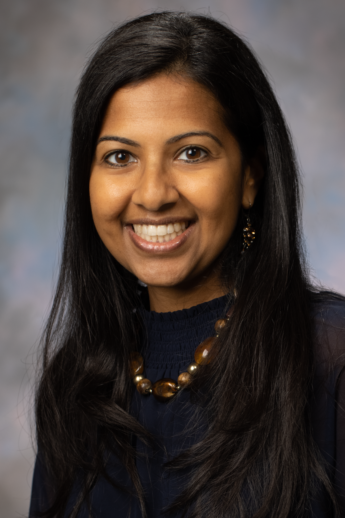 Dr Leena Nahata
